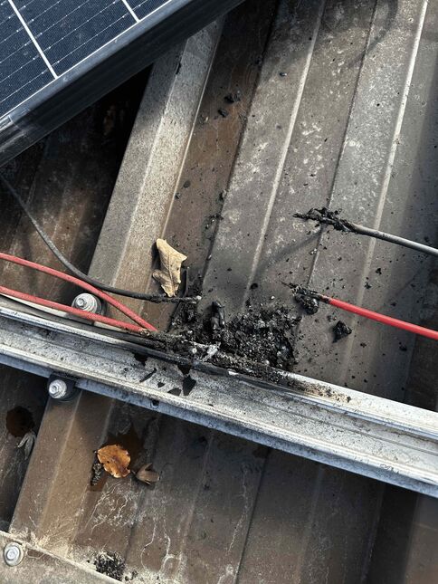02-1_Nach Steckerbrand.